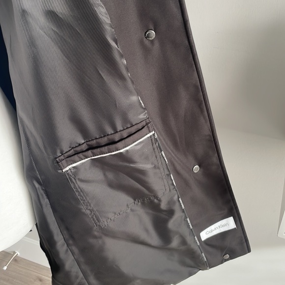 NEW Calvin Klein Softshell Jacket 🖤 - Picture 12 of 15